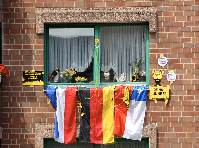 揭示了法律 揭示了法律